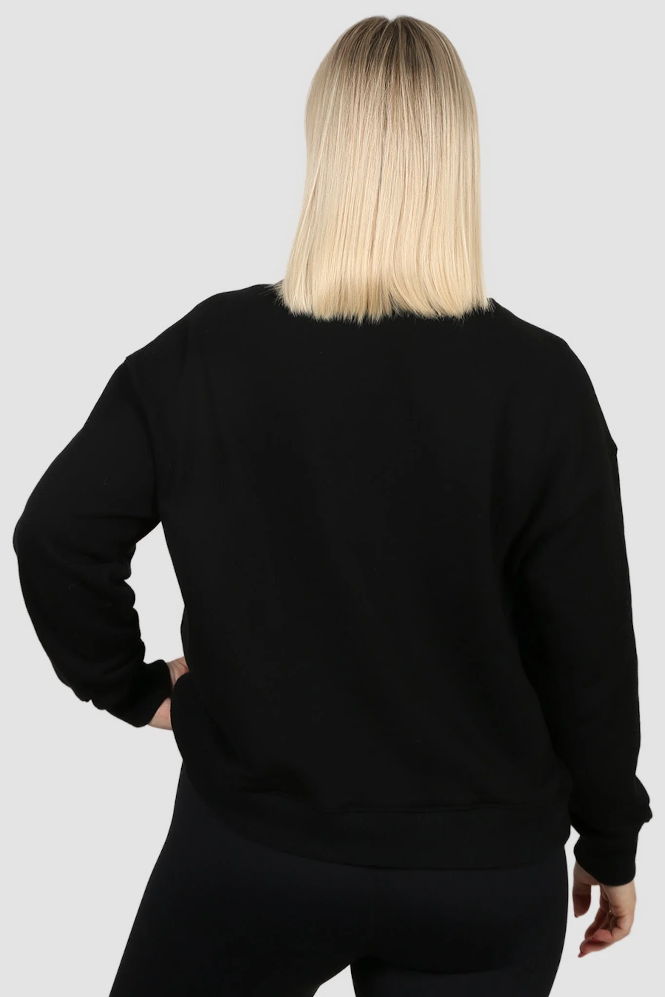 ATHLETICA OVERSIZED CREW BLACK - Image 5