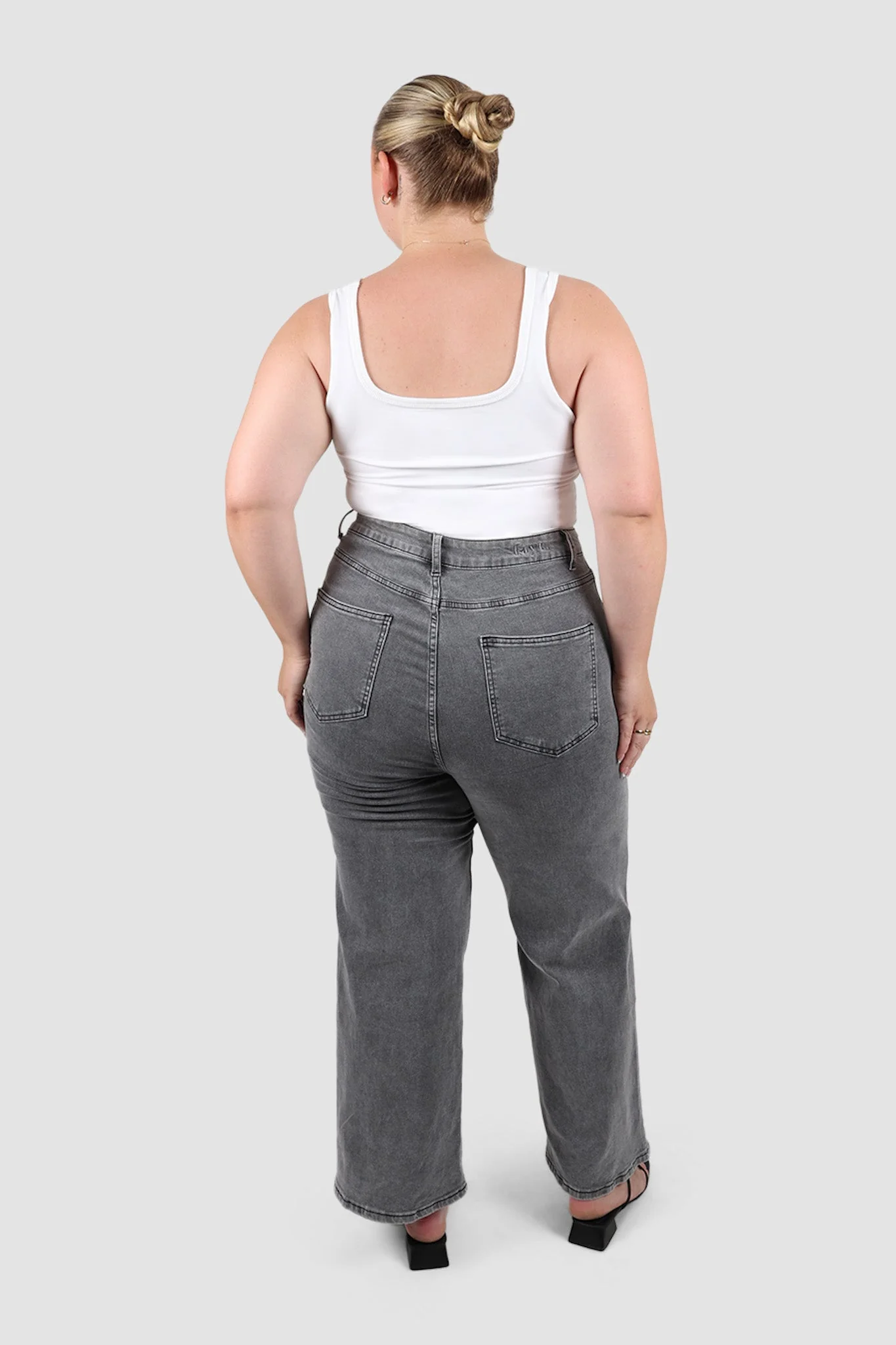 AXEL JEANS GREY WASH - Image 10