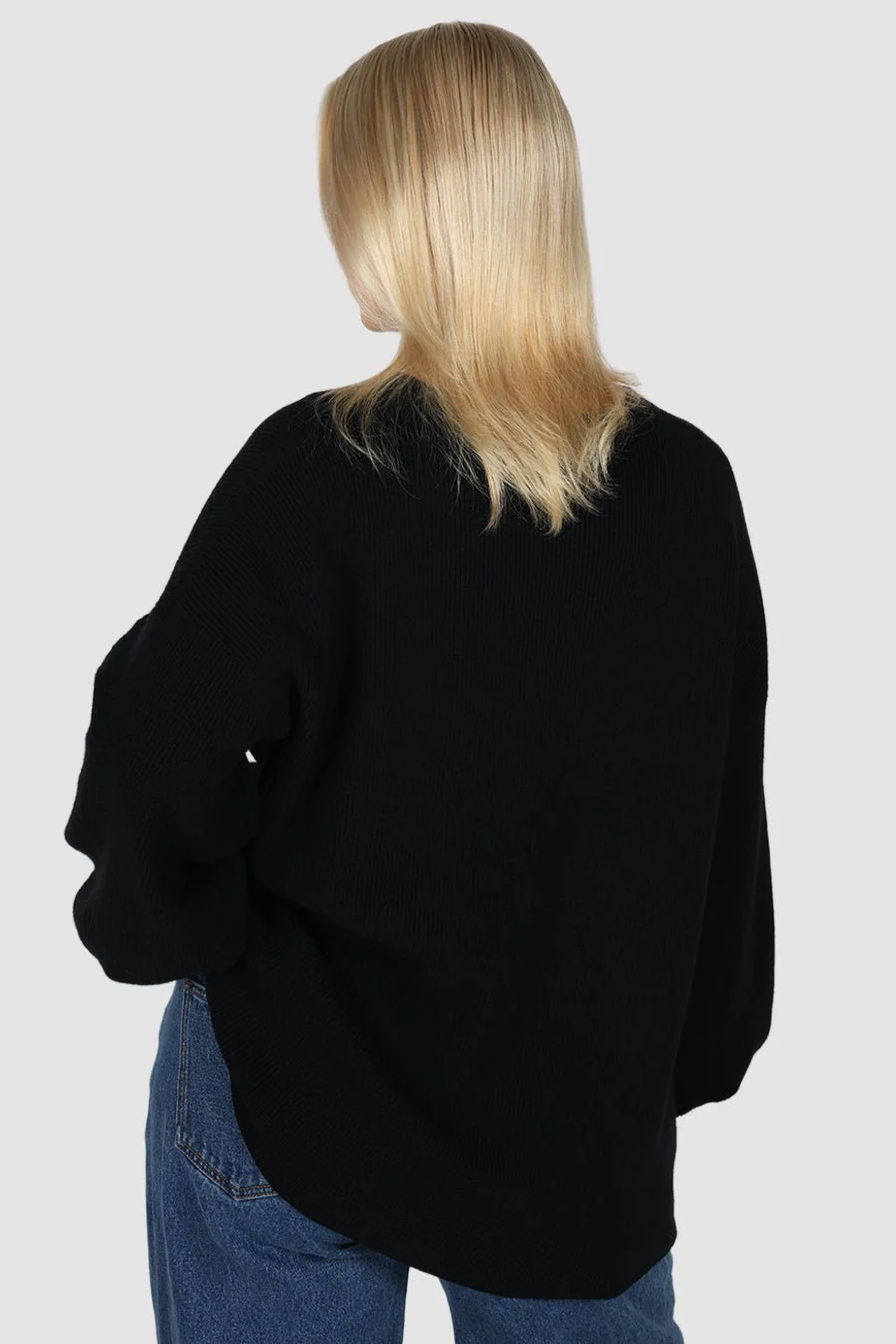 CORLEN OVERSIZED KNIT BLACK - Image 5
