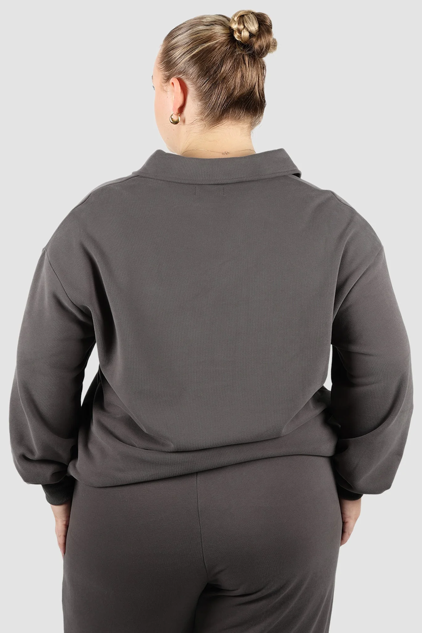FAYT LOGO COLLAR CREW CHARCOAL - Image 2