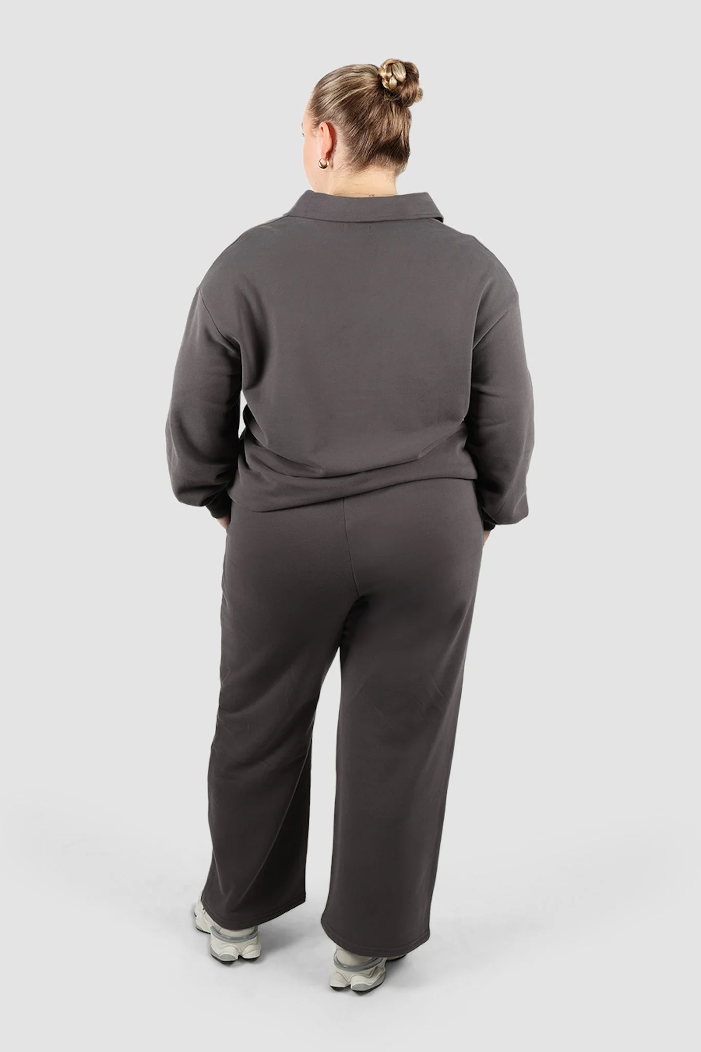 FAYT LOGO COLLAR CREW CHARCOAL - Image 7
