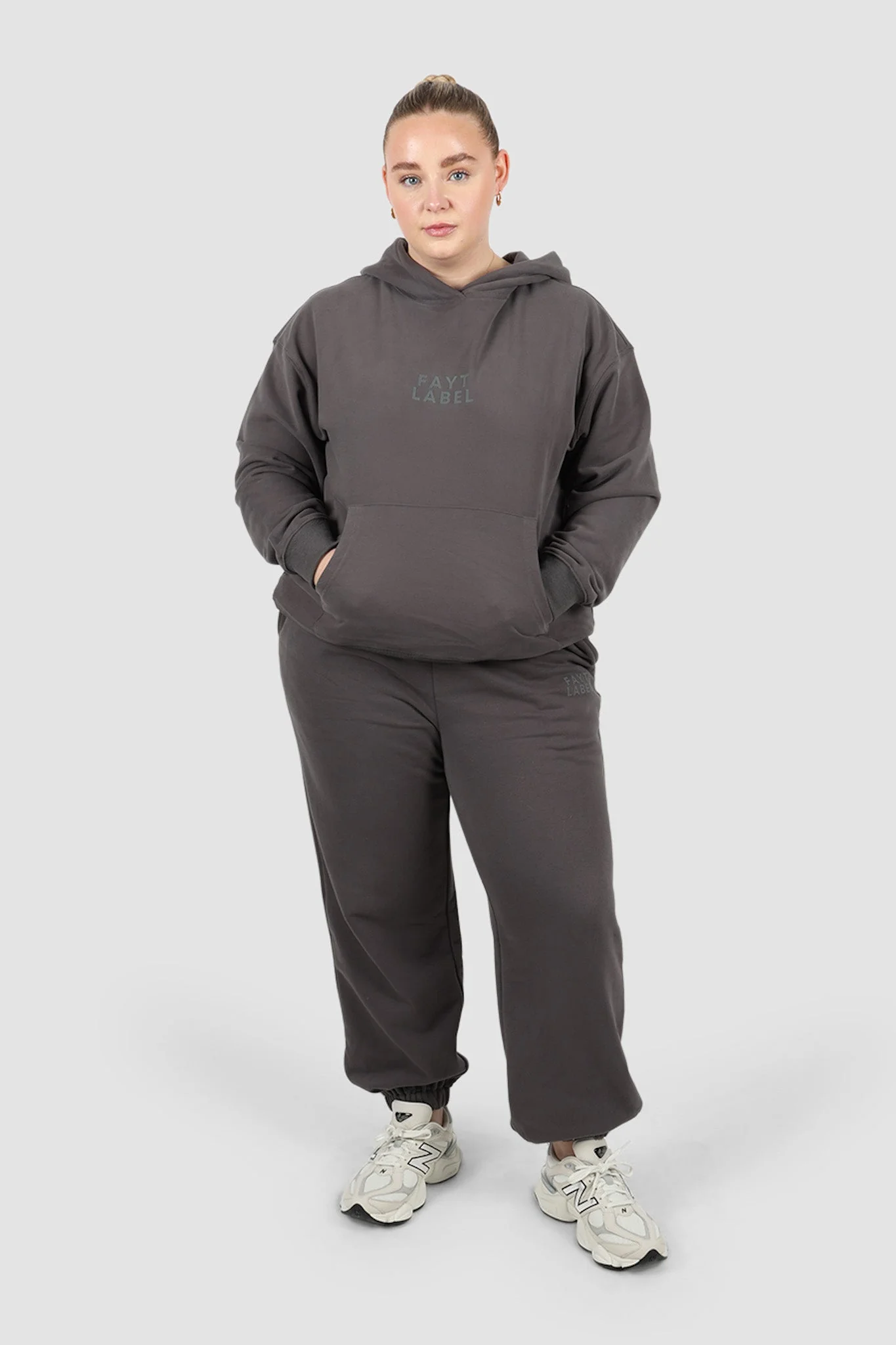 FAYT LOGO HOODIE CHARCOAL - Image 3