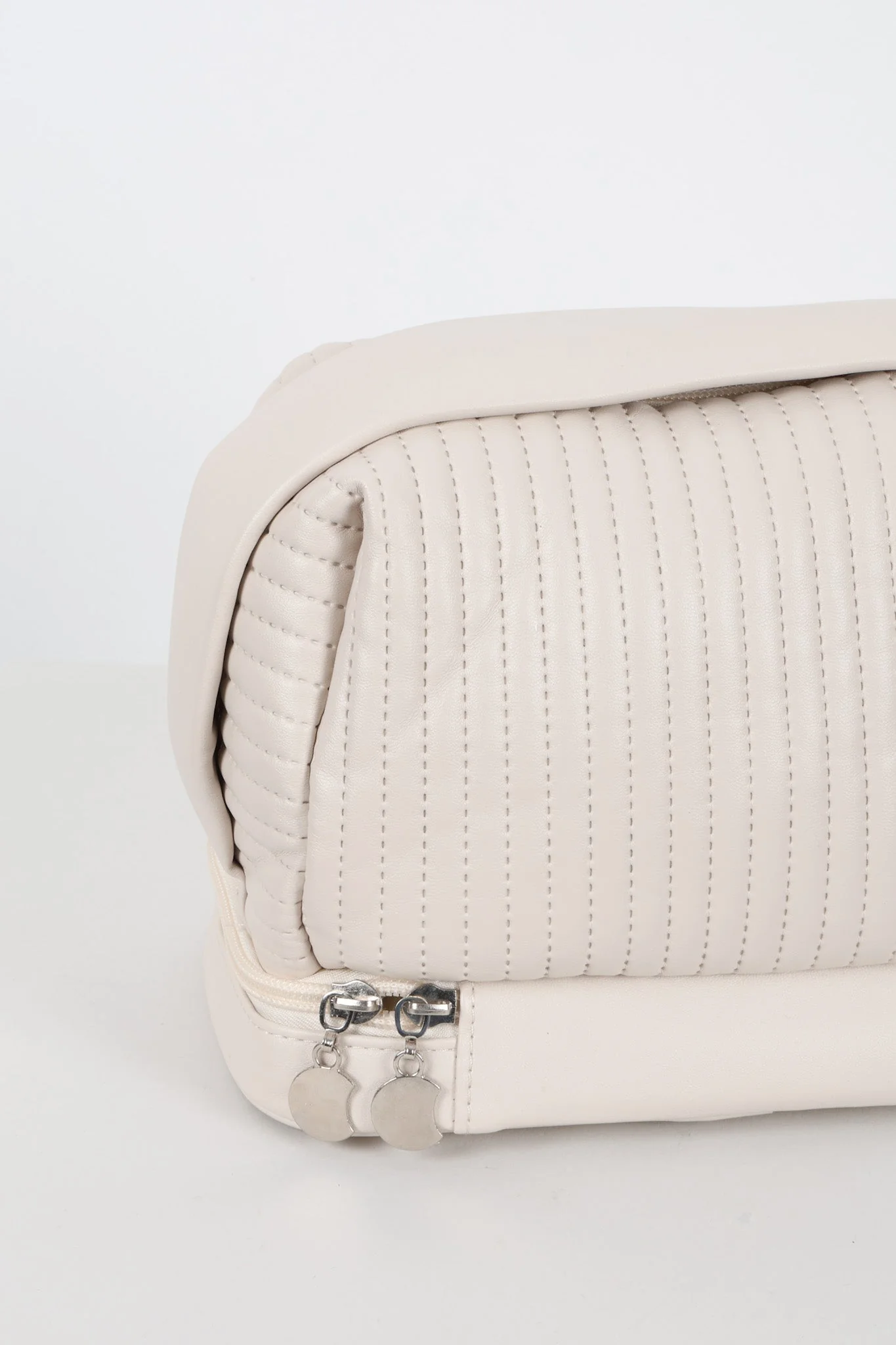 FAYT MAKEUP BAG CREAM - Image 5