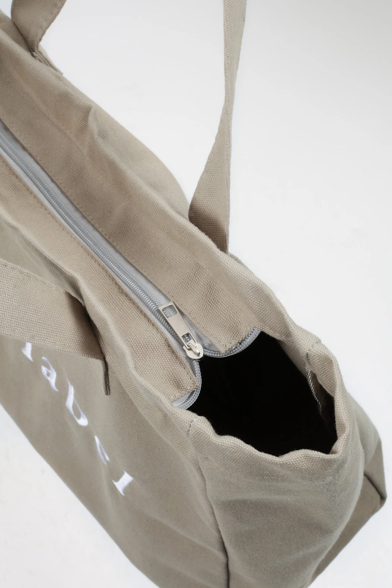 FAYT TOTE BAG KHAKI LARGE - Image 3