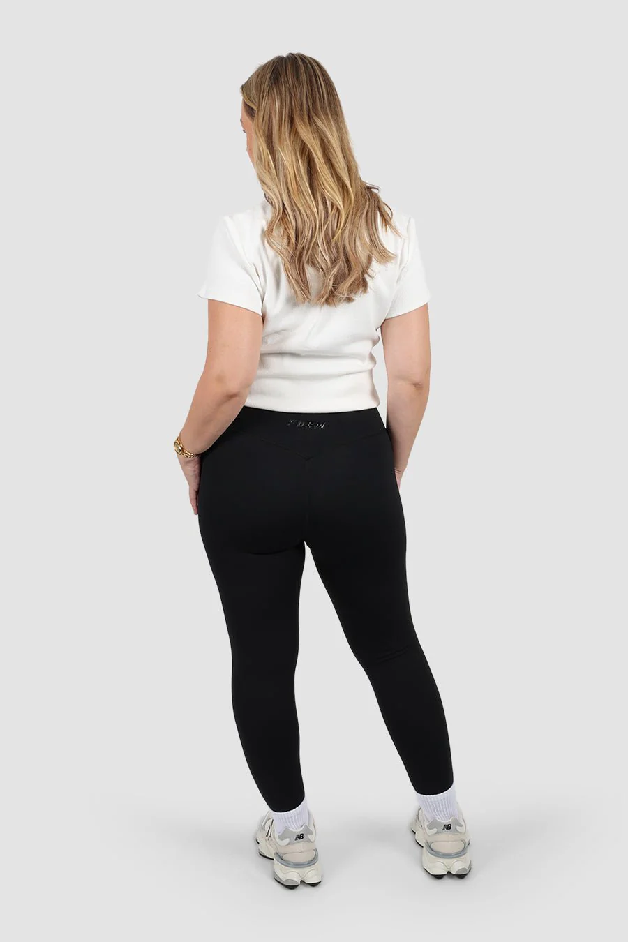 FORM BASE TIGHT 7/8 BLACKOUT - Image 4