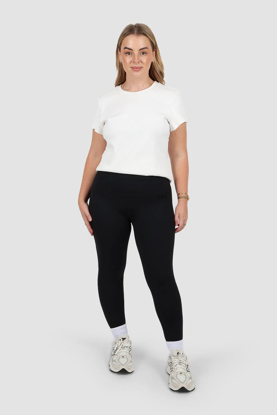 FORM BASE TIGHT 7/8 BLACKOUT - Image 5