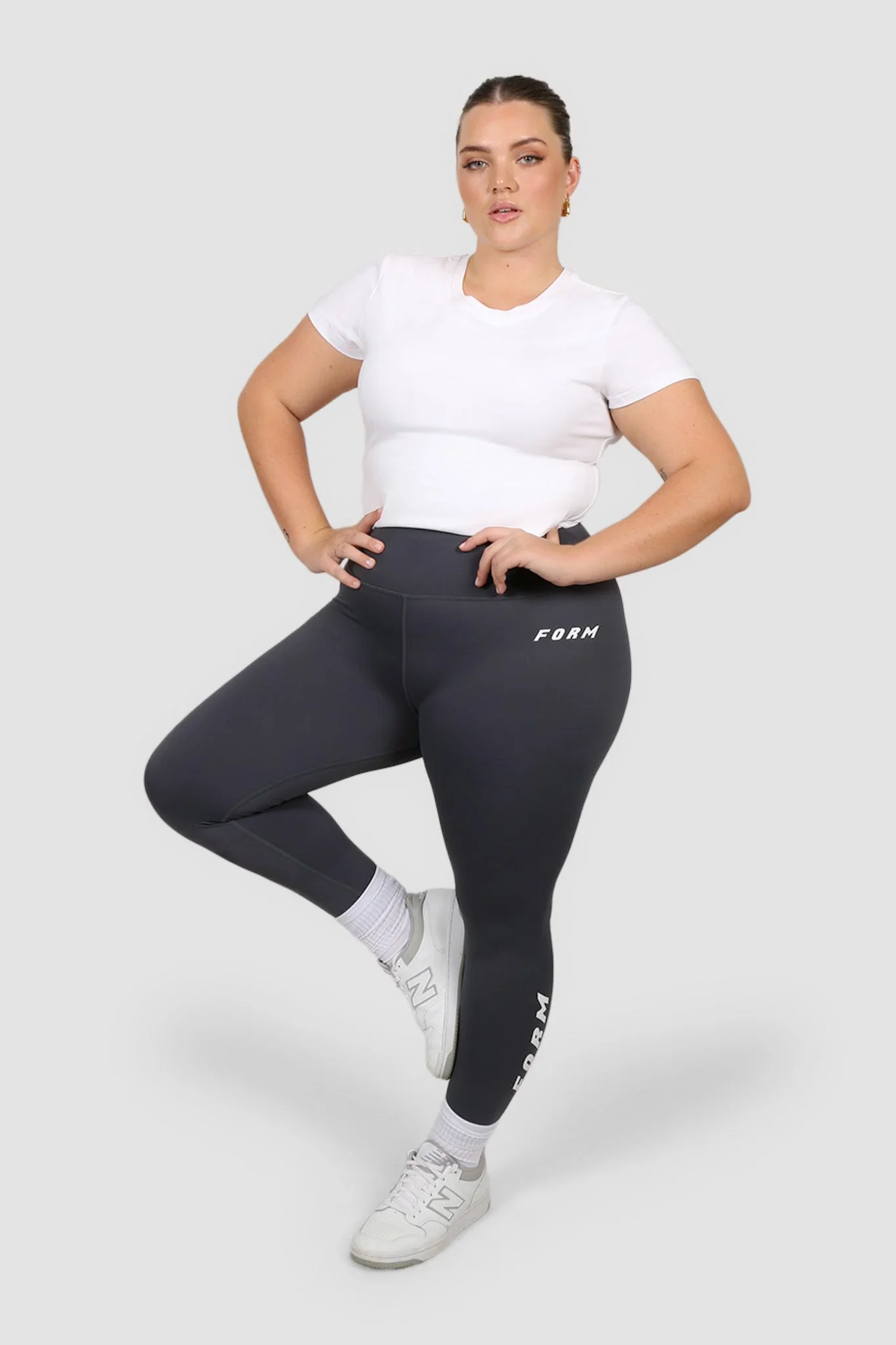 FORM BASE TIGHT 7/8 GREY - Image 5