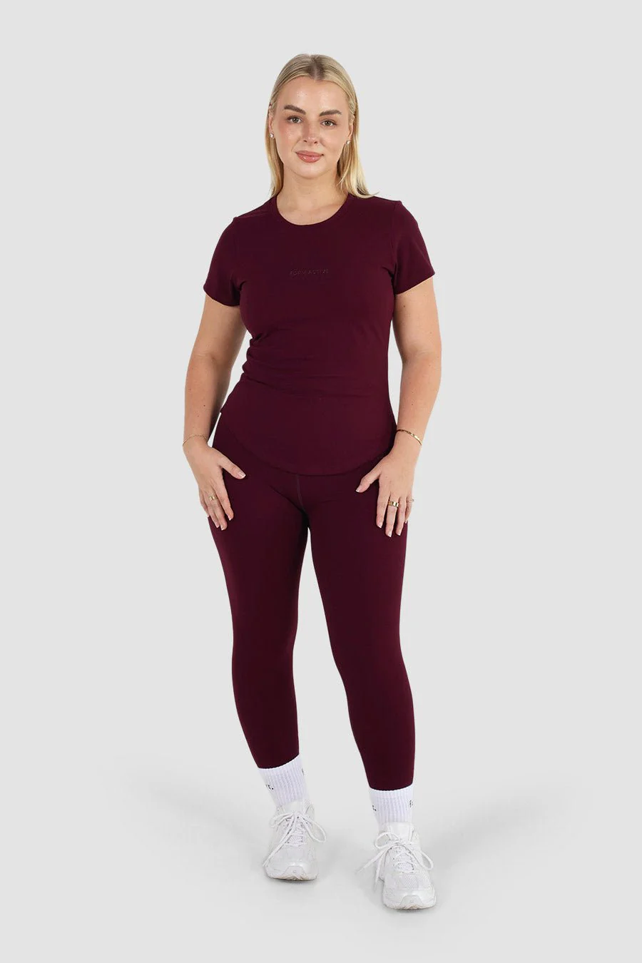 FORM FLOW FIT TEE PLUM - Image 2