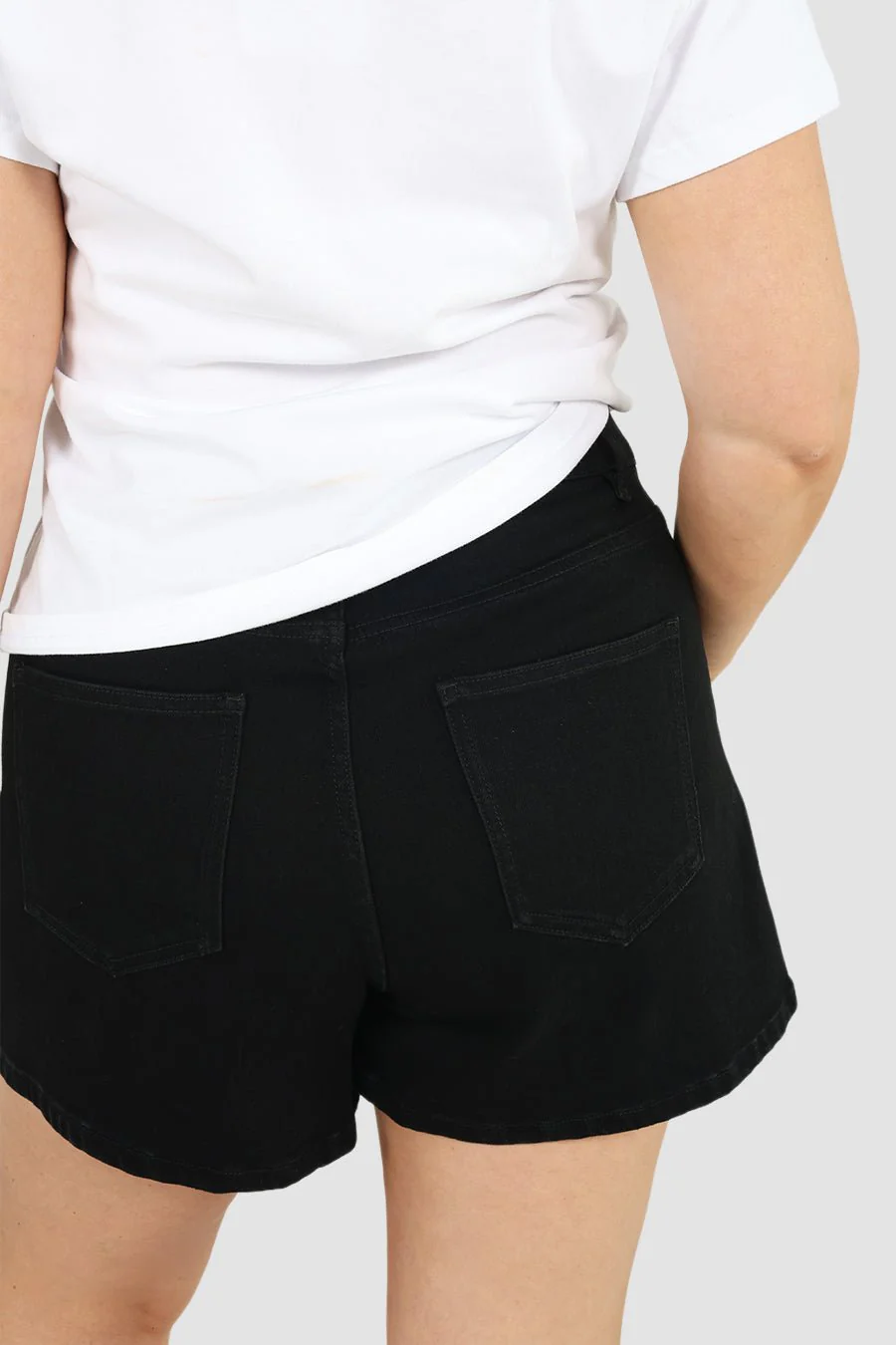 GREER DENIM SHORT BLACK - Image 6