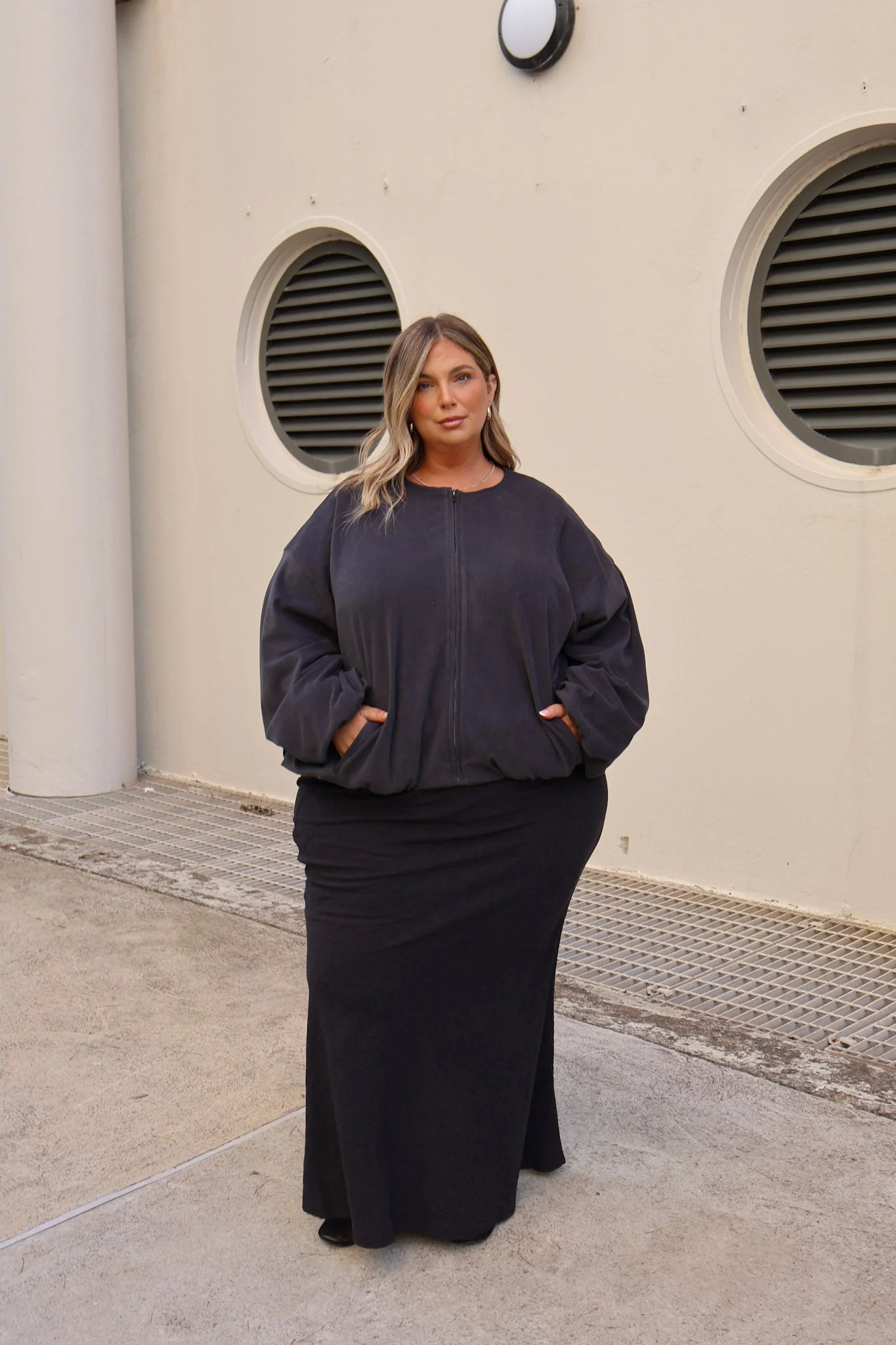INDI SKIRT CHARCOAL