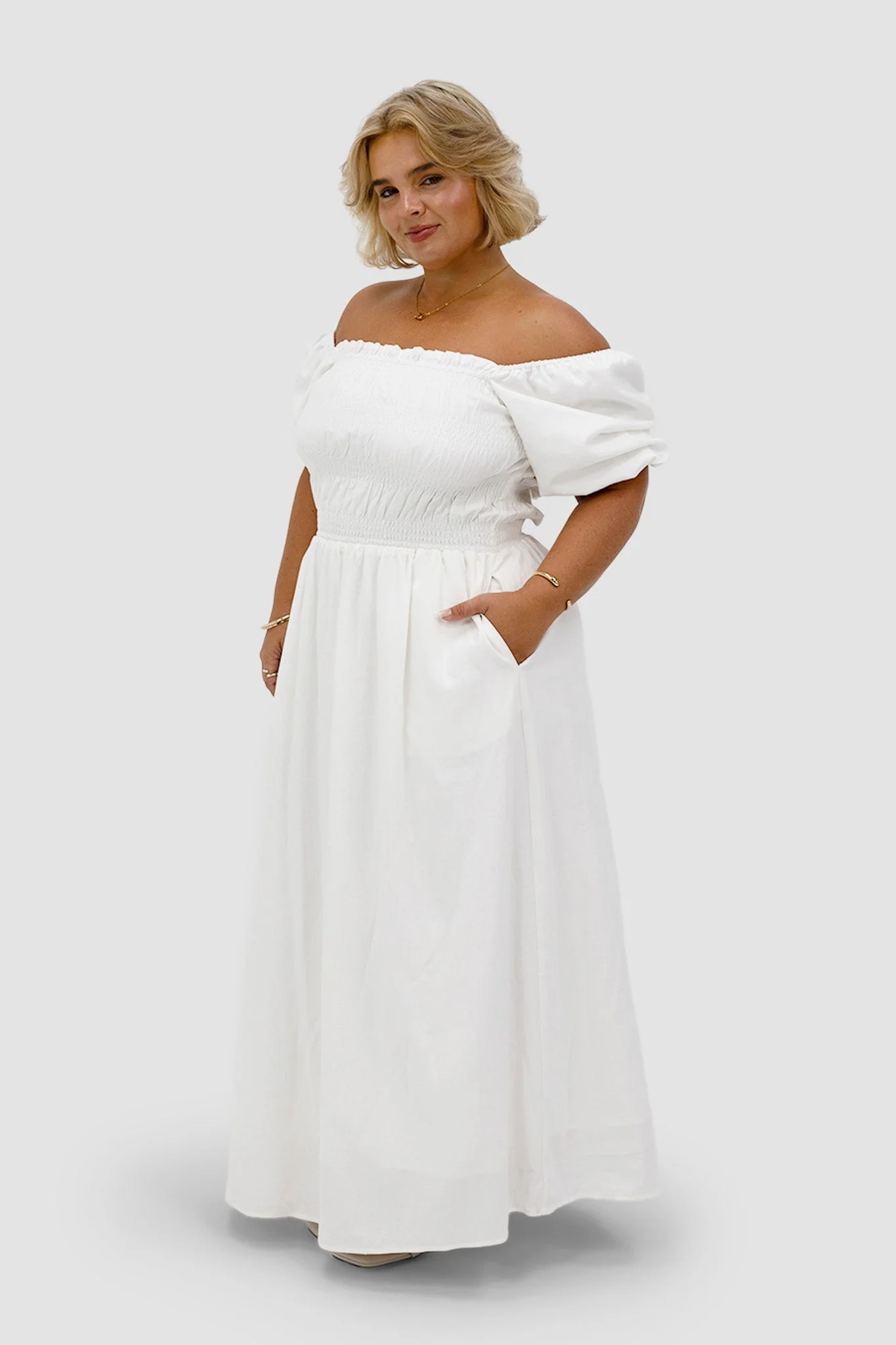 ISMAE MAXI DRESS WHITE - Image 3
