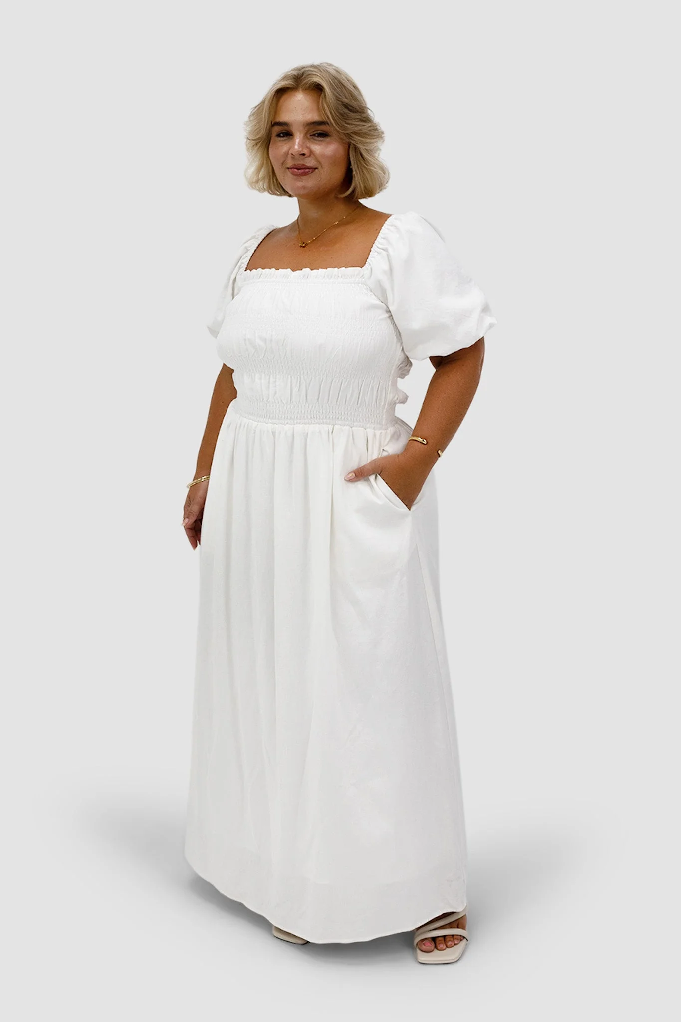 ISMAE MAXI DRESS WHITE - Image 7