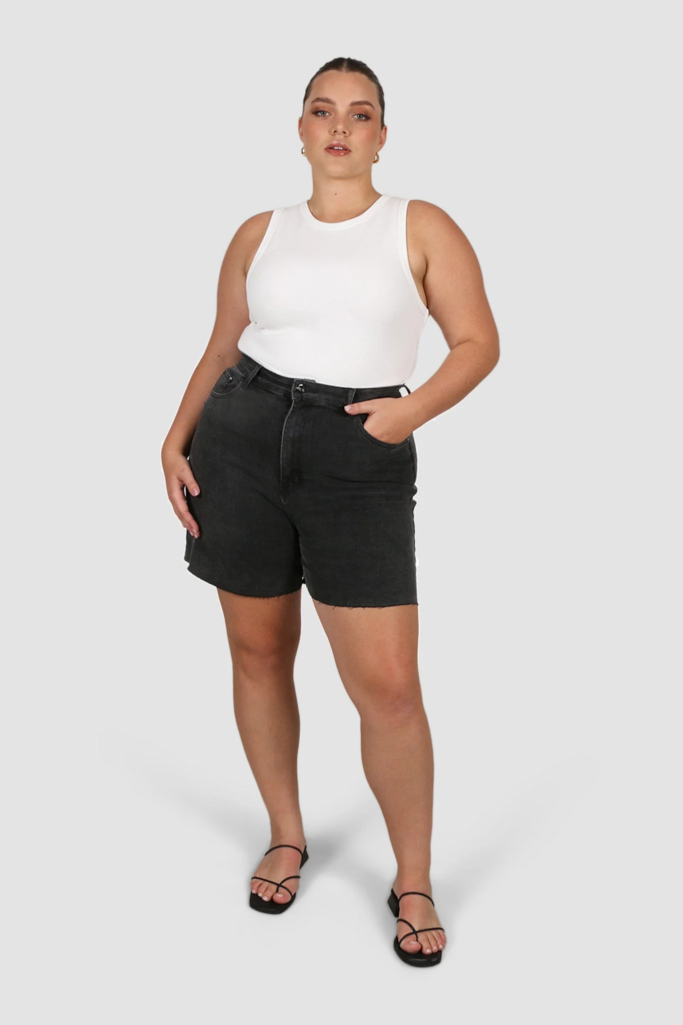 JAGGER DENIM SHORT BLACK WASH - Image 2