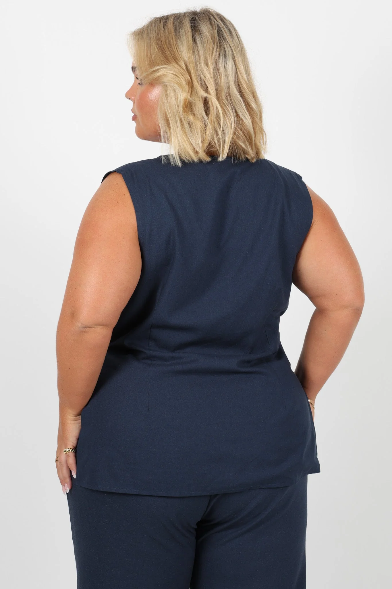 JEANI TOP NAVY - Image 4