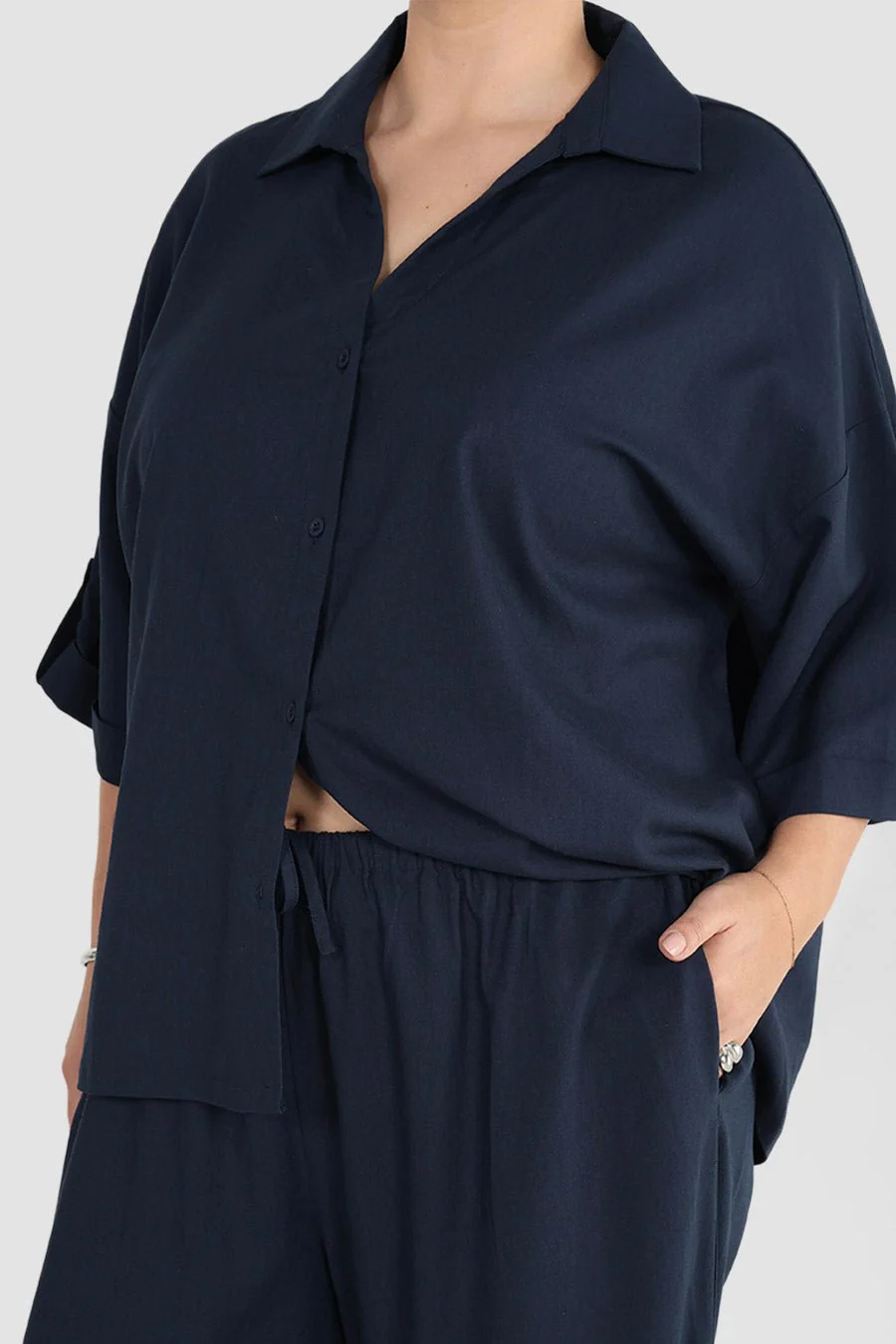 MILOS BUTTON SHIRT NAVY - Image 4