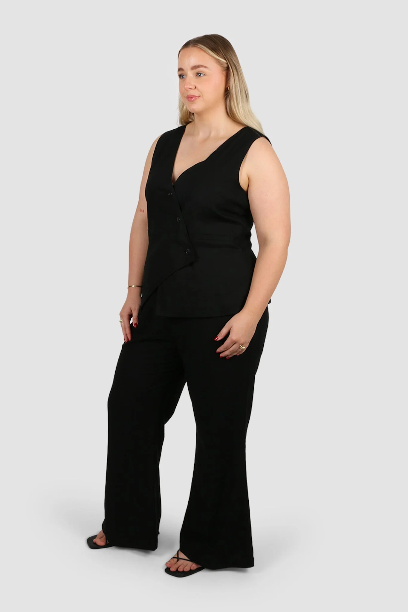 NIXIE TOP BLACK - Image 6