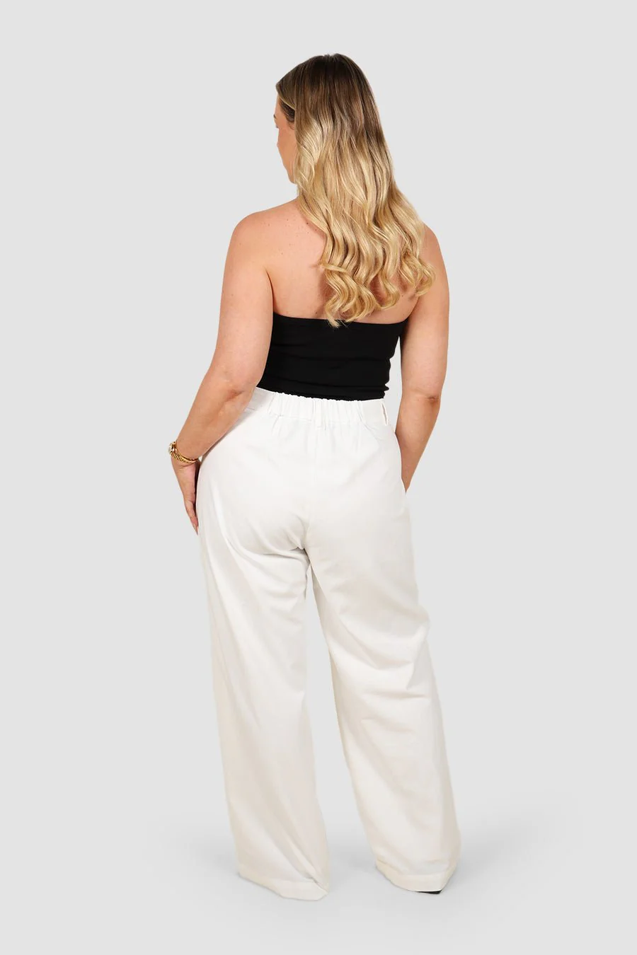 RENNA HALTER TOP BLACK - Image 5