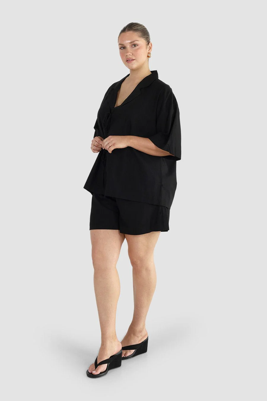 RUBEN LINEN BLEND SHORTS BLACK - Image 3