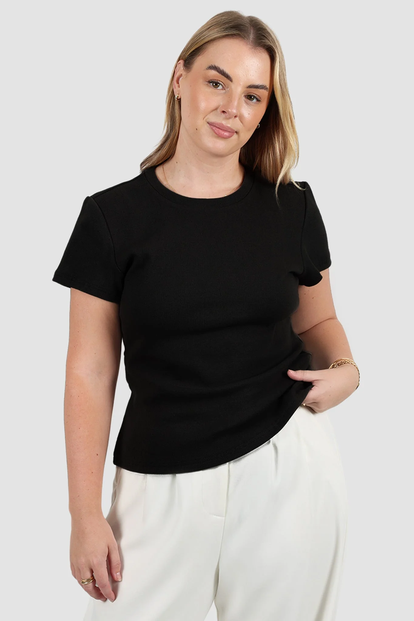 SAVANNAH RIB TEE BLACK - Image 2