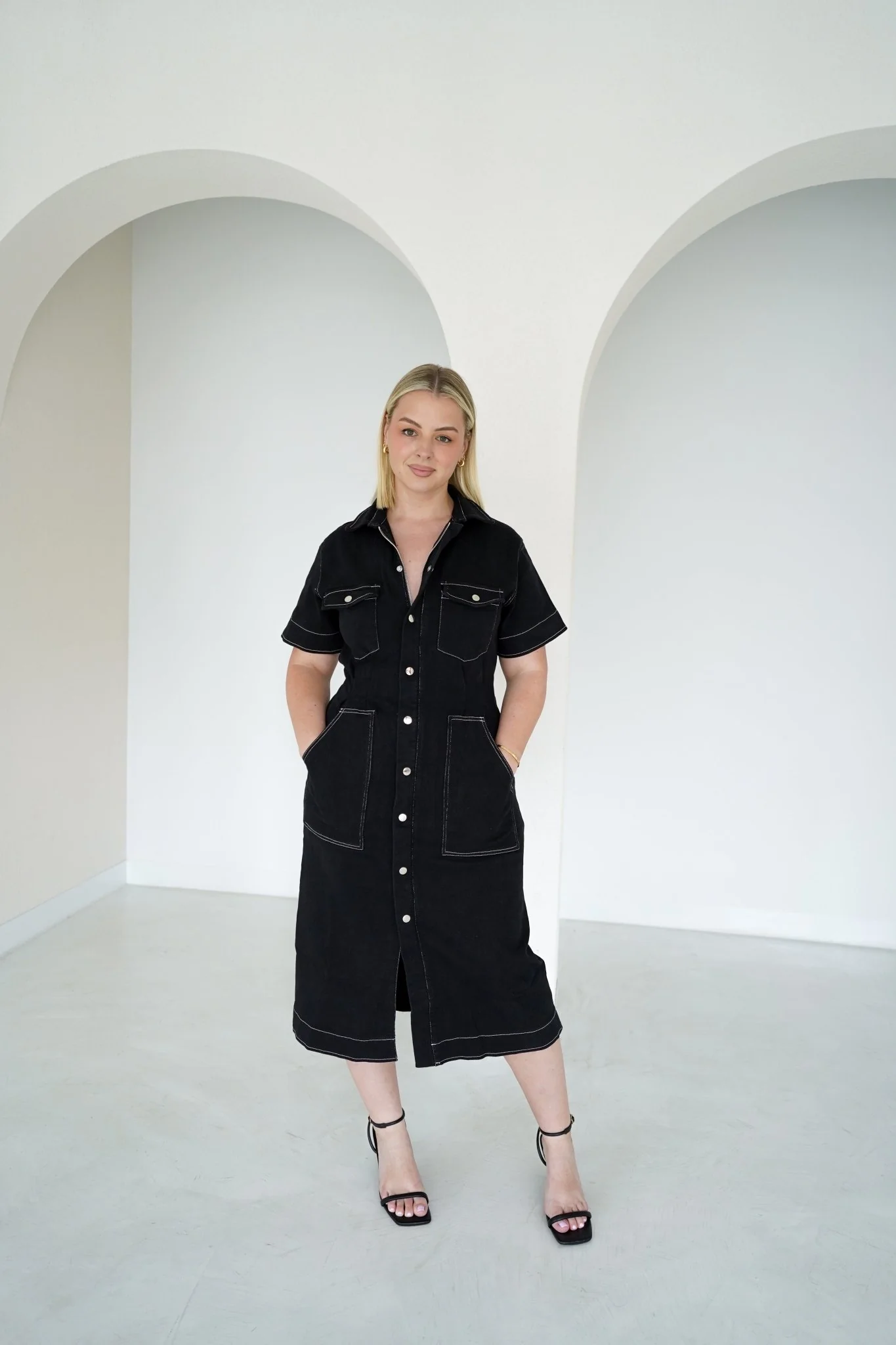 SAVEIRA DENIM MIDI DRESS BLACK - Image 3