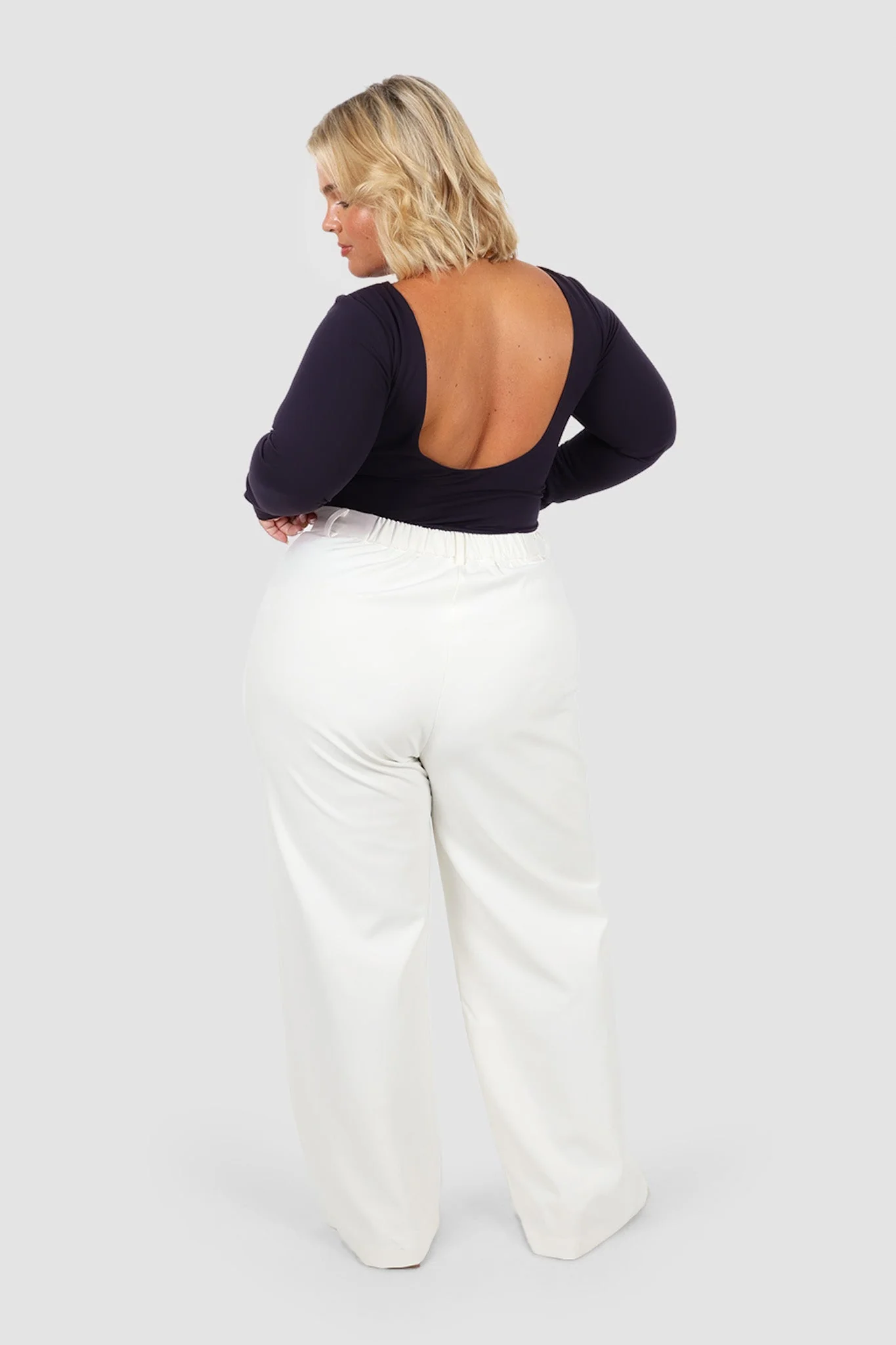SCOOP BACK BODYSUIT NAVY - Image 9