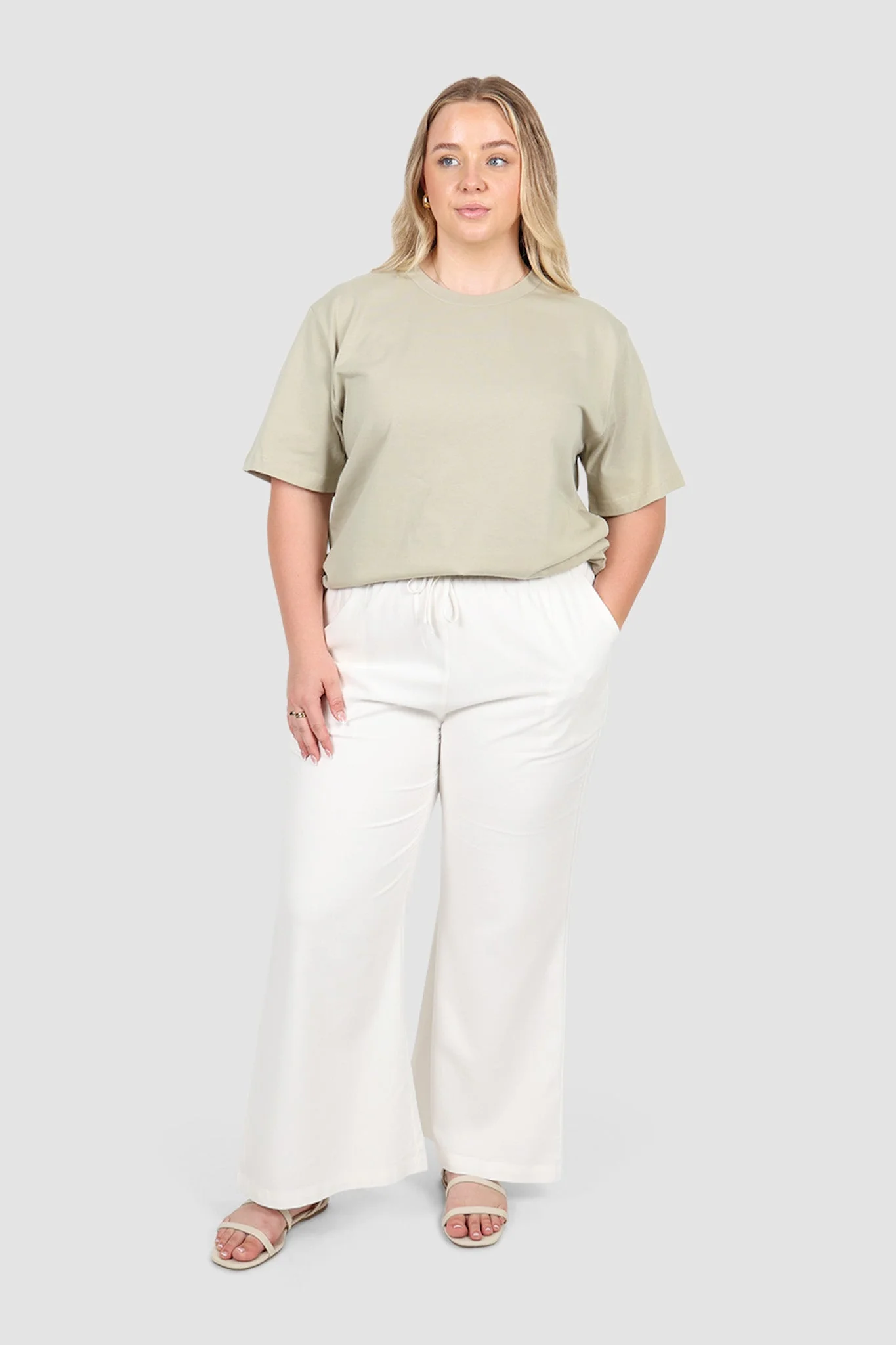 SIGNATURE TEE SOFT SAGE - Image 3