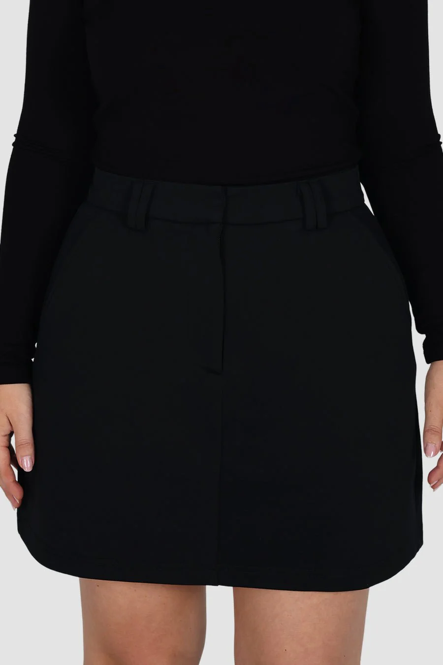 SOREVA COMFORT SKORT BLACK - Image 3