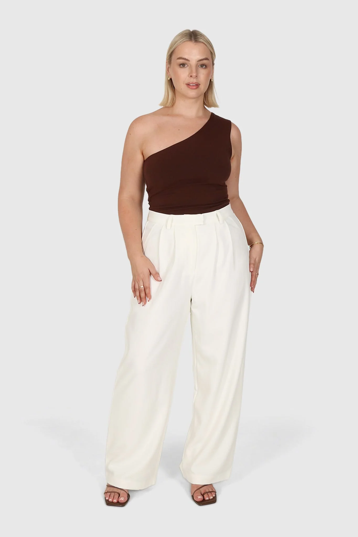 SULLIVAN ONE SHOULDER TOP CHOC - Image 3
