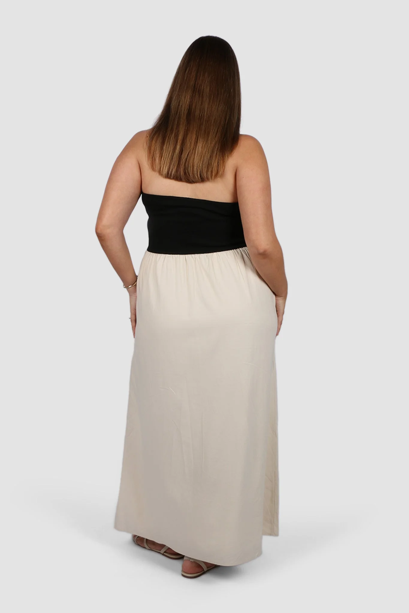 VELLA DRESS NEUTRAL/BLACK - Image 3