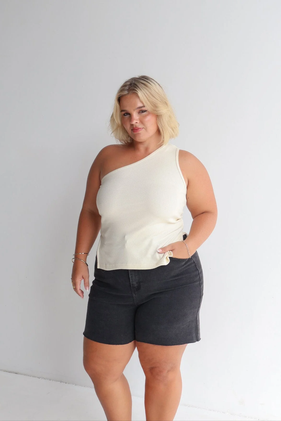 XANTIA KNIT TOP BUTTERCREAM
