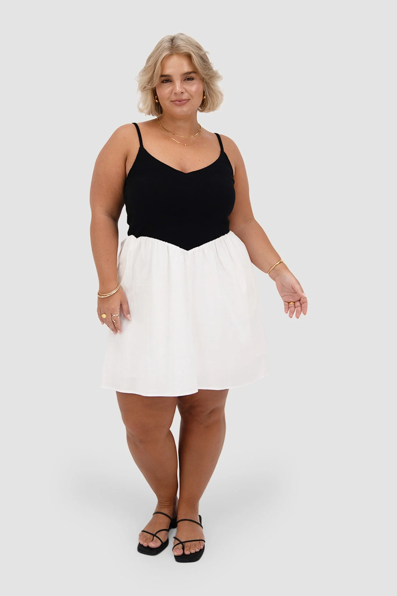 ZAREN MINI DRESS B&W - Image 7