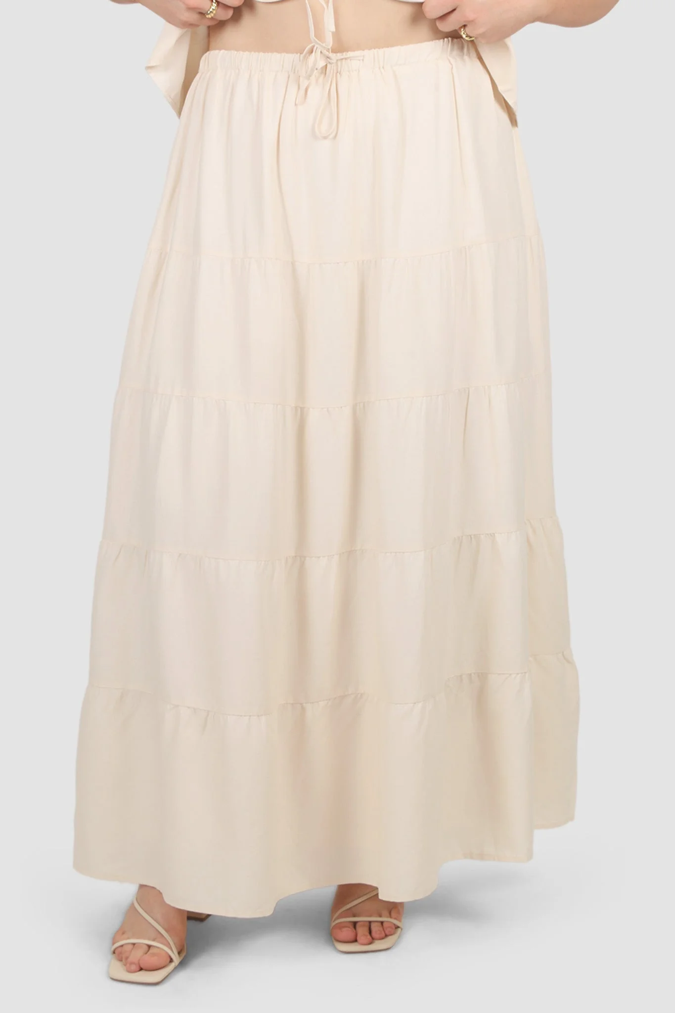 ZYLA TIERED MAXI SKIRT NEUTRAL - Image 3