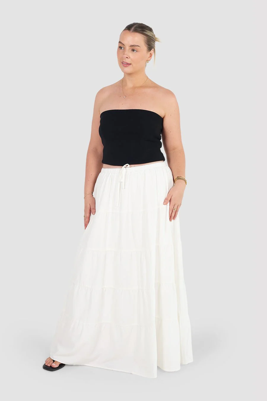 ZYLA TIERED MAXI SKIRT WHITE - Image 3